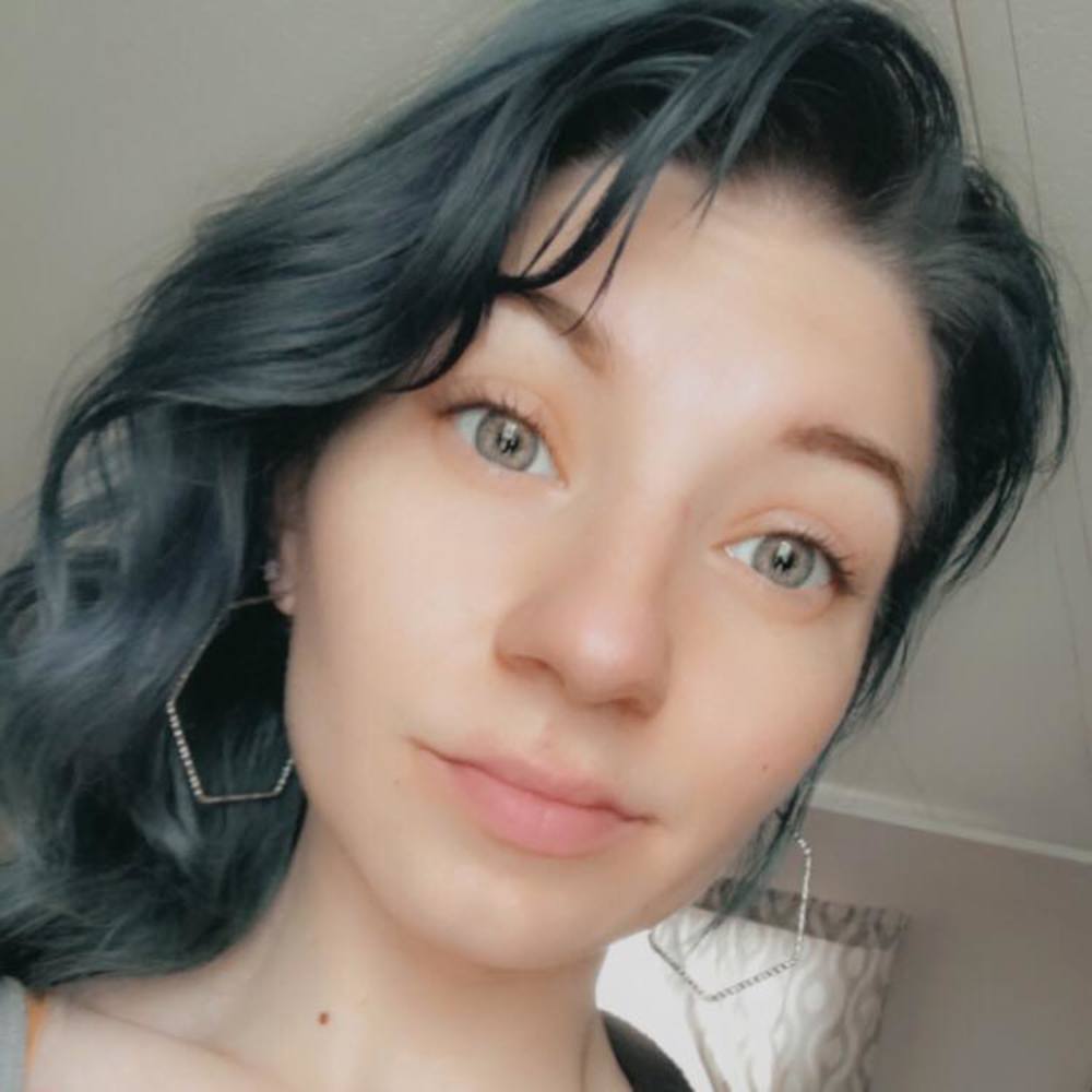 Meet your Posher, Amanda